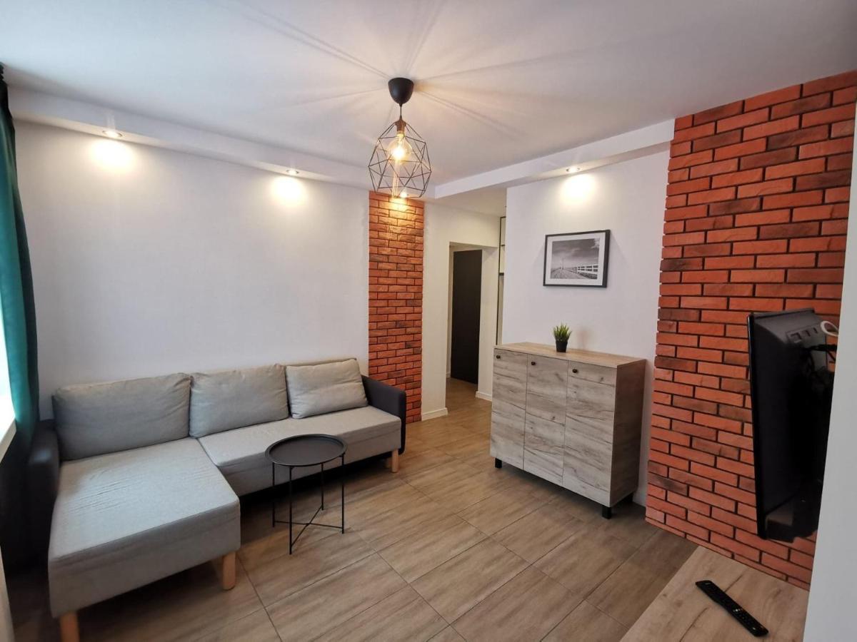 דירות צ'סטוצ'ובה Apartament מראה חיצוני תמונה